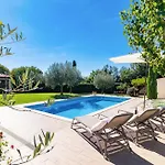 House Moreda By Istrialux Vila