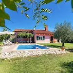 House Moreda By Istrialux Vodnjan
